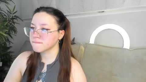 Kira Be11 online show from June 22, 12:02 am