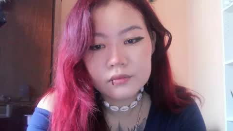 Snapshot of kiradrip chatting on February 18, 9:38 am Kira online show from February 18, 9:38 am