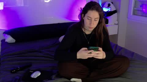 Kira online show from March 11, 8:42 am