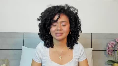 Snapshot of kiraspell chatting on August 1, 11:20 am kiraspell online show from August 1, 11:20 am