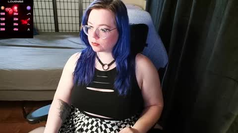 KiraSpitQueen online show from January 17, 2:18 am