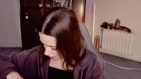 kiravair online show from January 13, 9:14 am