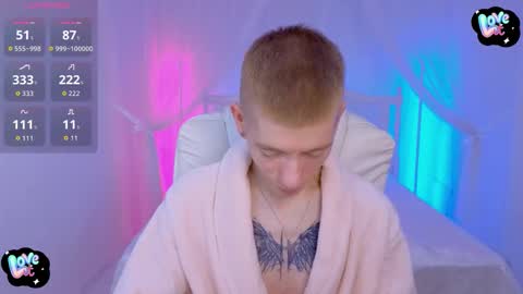    online show from December 5, 7:54 pm