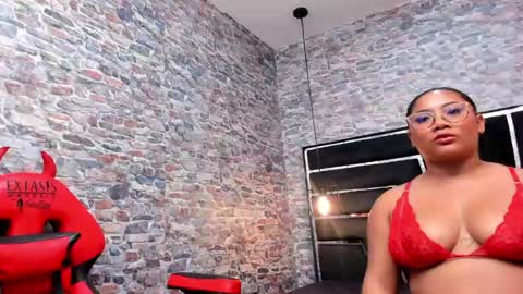 Kisha online show from May 14, 11:28 am