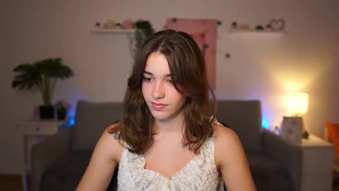 Sisi online show from November 12, 2:06 pm