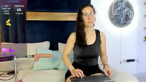 Snapshot of kissingcobank chatting on February 9, 3:11 am Kissing Company online show from February 9, 3:11 am