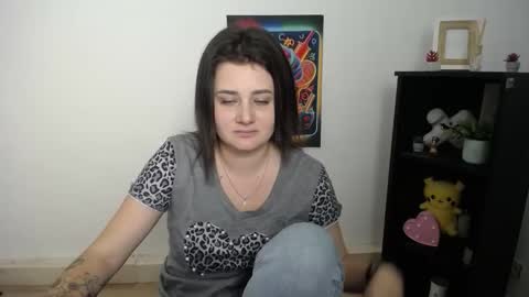 kissleoxx online show from September 9, 2:49 pm