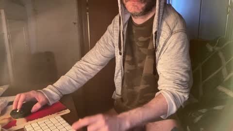 kissofbanned1983 online show from March 18, 9:23 am