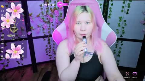 Snapshot of kitsune_little chatting on May 2, 8:36 pm kitsune_little online show from May 2, 8:36 pm