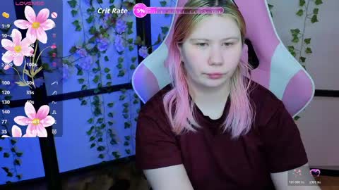 Snapshot of kitsune_little chatting on May 10, 8:36 pm kitsune_little online show from May 10, 8:36 pm