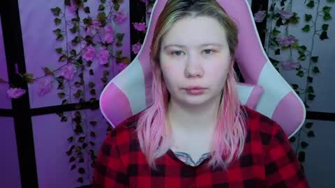 Snapshot of kitsune_little chatting on May 15, 8:49 pm kitsune_little online show from May 15, 8:49 pm