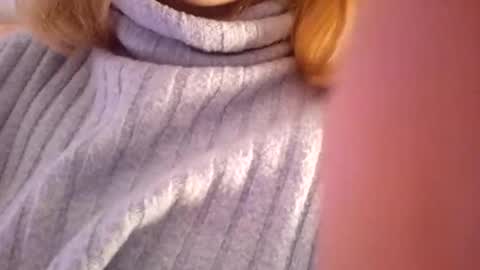 Snapshot of kitsuneniki chatting on February 6, 6:33 pm kitsuneniki online show from February 6, 6:33 pm