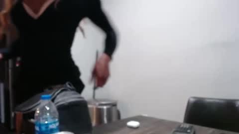 bambi online show from March 14, 8:09 am