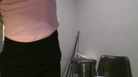 bambi online show from March 23, 4:11 pm