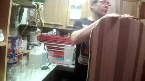 Snapshot of kittenkatch chatting on March 17, 1:43 am KittenKatch online show from March 17, 1:43 am