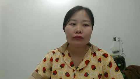 kitti_baby2x online show from April 1, 12:50 pm