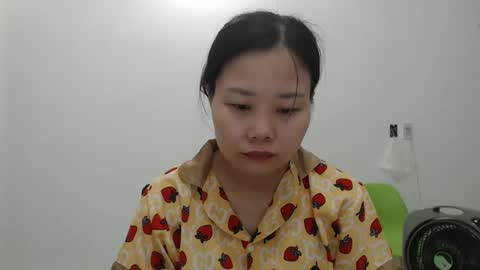 kitti_baby2x online show from April 7, 2:12 am