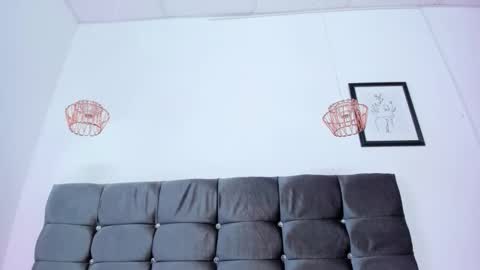 Kitti Love 3 online show from February 18, 4:36 pm