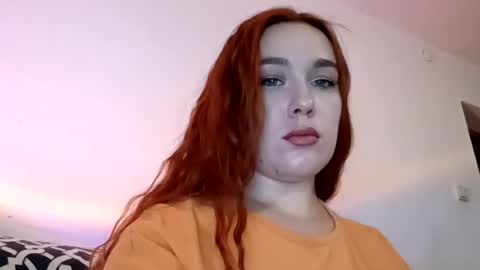 kitty333019 online show from July 19, 9:18 pm