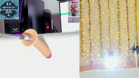 Snapshot of kitty__rosse__ chatting on July 4, 10:32 am Kitty online show from July 4, 10:32 am