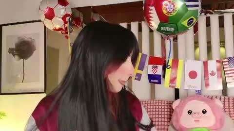 Snapshot of kitty_eliffe chatting on June 17, 7:37 pm kitty online show from June 17, 7:37 pm