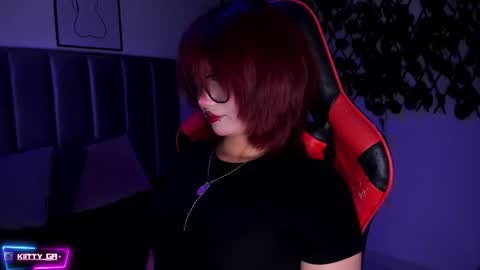 Camila online show from November 14, 2:32 am