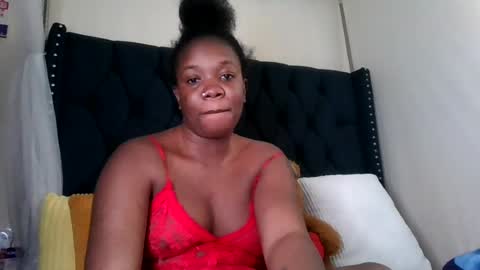 kitty_kerry online show from July 11, 1:03 pm