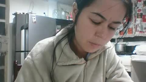 kitty_small69 online show from February 20, 3:14 am