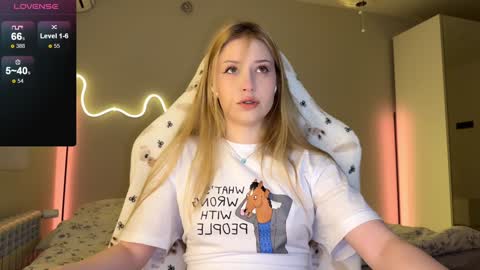 Snapshot of kittyloffe chatting on February 25, 3:05 am Monika online show from February 25, 3:05 am