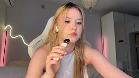 Monika online show from April 12, 3:00 am