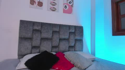 kitty online show from June 10, 6:07 pm