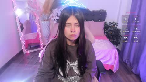 Kitty  online show from December 19, 7:29 pm