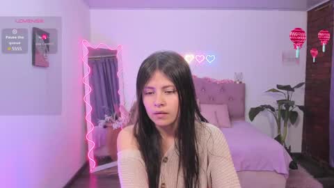 Kitty  online show from January 3, 7:07 pm