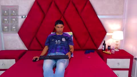 Luisa y Jairo online show from November 19, 12:38 pm