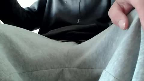 kiwibulge123 online show from May 29, 2:09 am