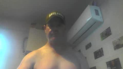 kiwiguy19773 online show from March 9, 12:14 am