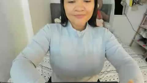 kixua online show from March 4, 12:27 am