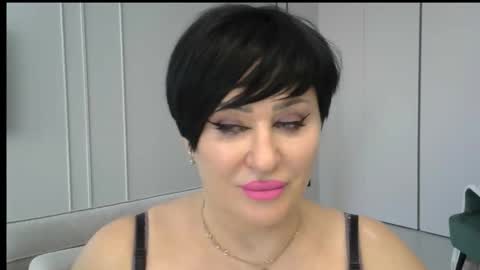 kleo901854860422 online show from April 23, 2:41 pm