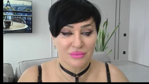 kleo901854860422 online show from May 2, 11:48 am