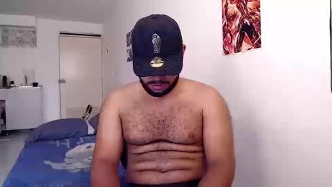 Snapshot of kleyton336 chatting on March 21, 3:37 pm kleyton online show from March 21, 3:37 pm
