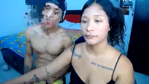 kloeandjersi online show from May 28, 12:41 am