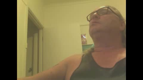 knobout online show from December 10, 11:00 am