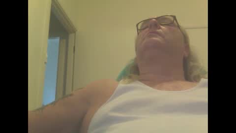 knobout online show from January 20, 7:25 am