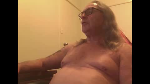 knobout online show from April 14, 8:09 am