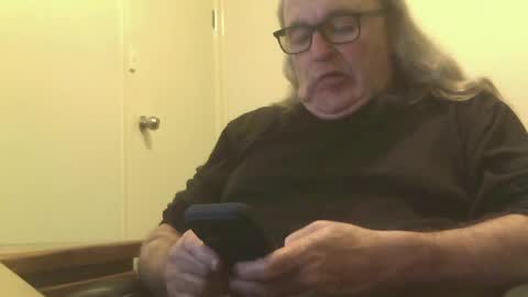 knobout online show from July 8, 12:31 pm