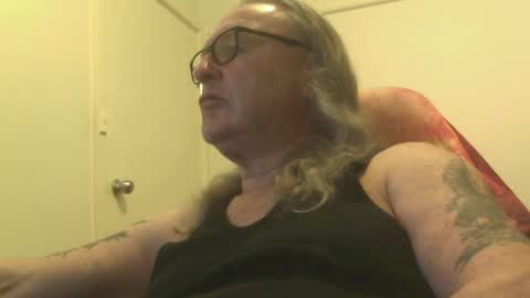 knobout online show from July 28, 11:17 am