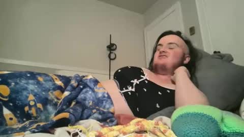 Snapshot of knotty_n3bulara chatting on February 24, 6:22 am Miss Nebulara online show from February 24, 6:22 am