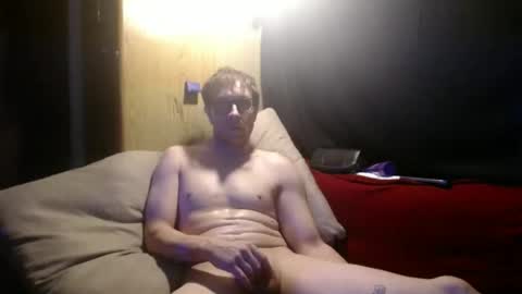 Snapshot of kodiak8807 chatting on February 6, 12:37 am kodiak8807 online show from February 6, 12:37 am