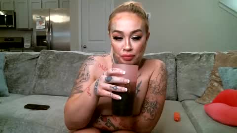 Koko Kwinn online show from March 6, 3:02 pm