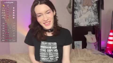 Snapshot of kolette_gray chatting on February 6, 12:08 pm Kolette online show from February 6, 12:08 pm